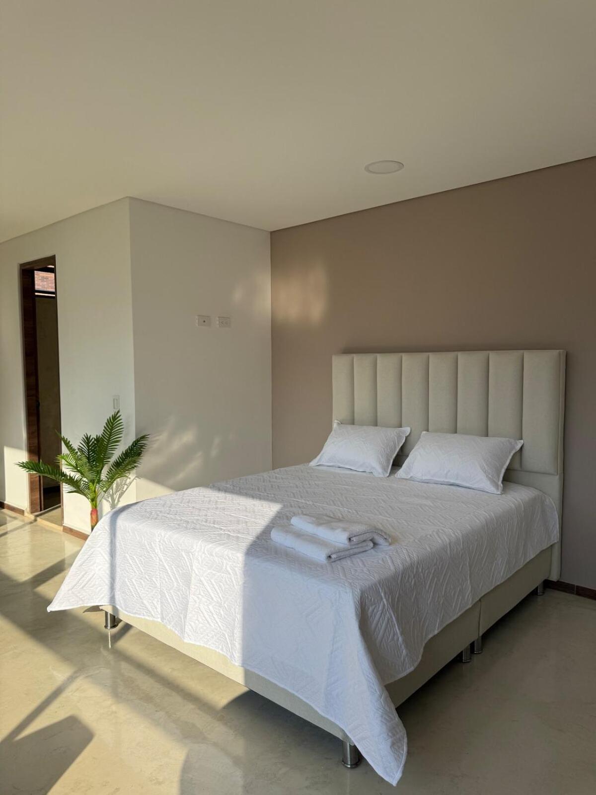 Faro 78 2 Queen Bed Con Aire Acondicionado * Medellín