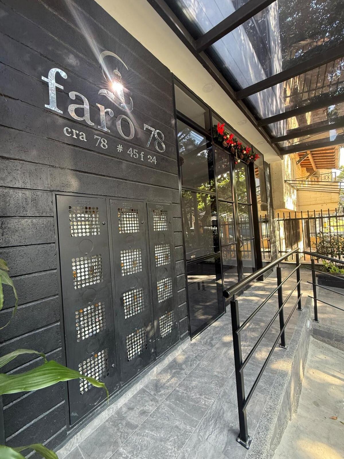 Faro 78 2 Queen Bed Con Aire Acondicionado *
